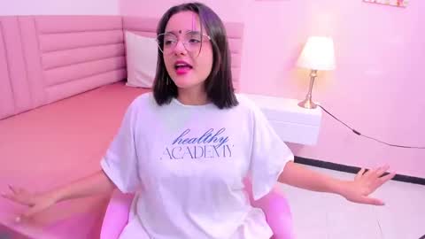 Kyelie online show from 09.24.25