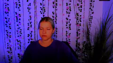 kaela_spell_ online show from 09.18.25