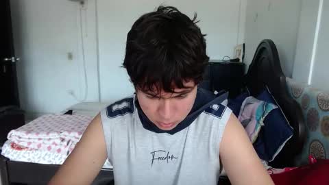 Snapshot of kafer_1022 chatting on 12.15.25 kafer online show from 12.15.25