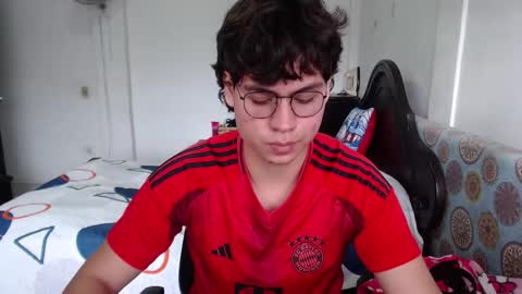 Snapshot of kafer_1022 chatting on 01.06.26 kafer online show from 01.06.26