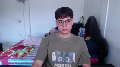 Snapshot of kafer_1022 chatting on 02.11.26 kafer online show from 02.11.26