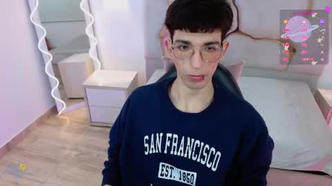 kai_tay1 online show from 04.11.26