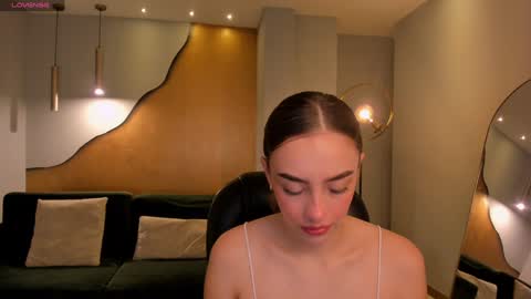 Kaia Ferreira online show from 01.31.25