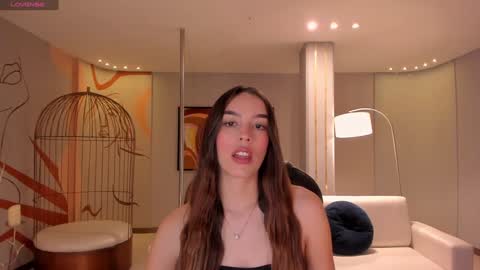 Kaia Ferreira online show from 02.04.25