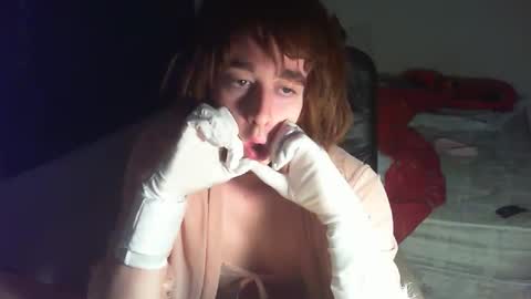 kaifemboy7836356 online show from 10.25.25
