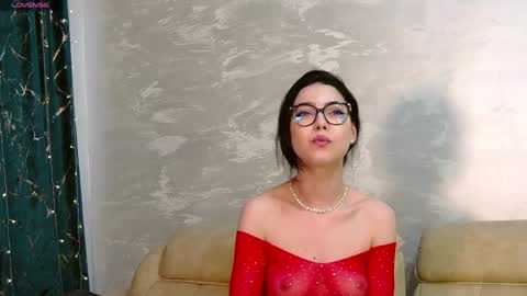 Snapshot of kailalewis chatting on 04.15.26 Kaila Lewis online show from 04.15.26