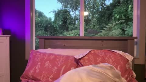 Kailee Smile online show from 01.28.25