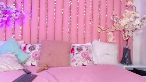 kailye Jones online show from 12.26.24