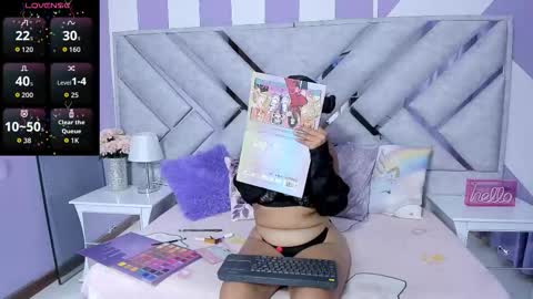 Snapshot of kailyruiz chatting on 10.24.25 kaily online show from 10.24.25