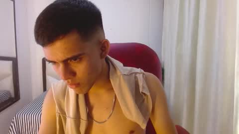 Snapshot of kain_noir_ chatting on 10.28.25 K A I N  online show from 10.28.25