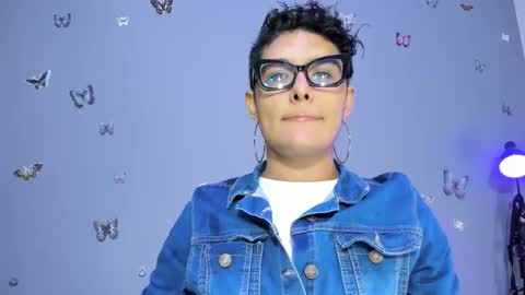 Snapshot of kaira_mosse_ chatting on 10.17.25 kaira_mosse_ online show from 10.17.25