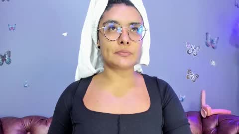 Snapshot of kaira_mosse_ chatting on 10.22.25 kaira_mosse_ online show from 10.22.25