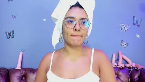 kaira_mosse_ online show from 11.02.25