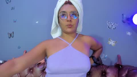 Snapshot of kaira_mosse_ chatting on 03.25.26 kaira_mosse_ online show from 03.25.26