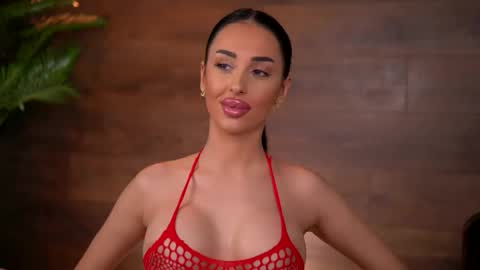 Snapshot of kairaandrews chatting on 02.11.26 Kaira online show from 02.11.26