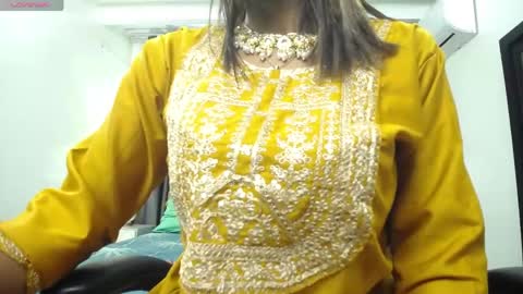 Kaira online show from 04.13.26