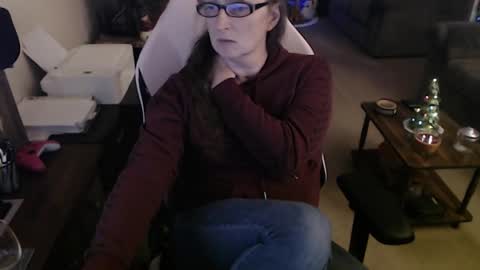 Camprincess331 online show from 12.20.25