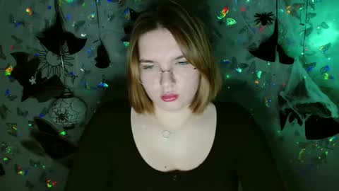Kaitlin online show from 10.06.25