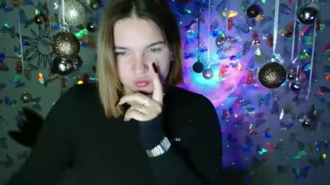 Kaitlin online show from 11.17.25