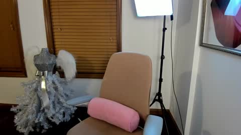 Kaiya    online show from 12.08.24