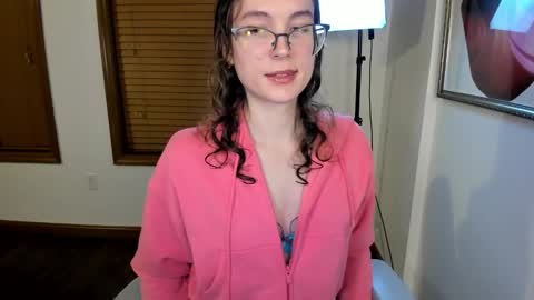 Kaiya    online show from 12.19.24