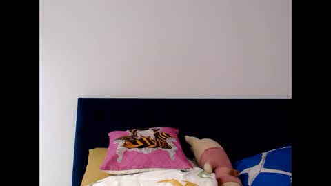 Snapshot of kajasexydoll4u chatting on 09.30.25 Kajasexydoll4u online show from 09.30.25