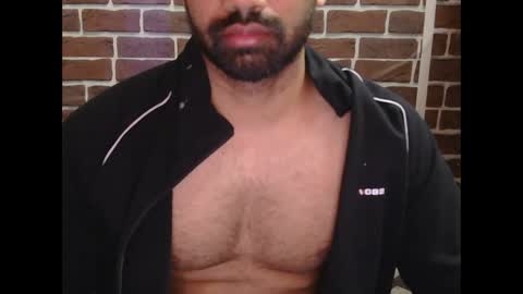 Vicky online show from 12.11.24