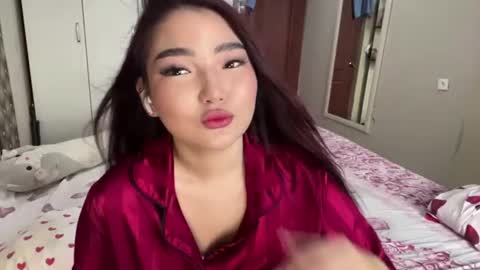 Snapshot of kalalinet chatting on 07.16.26 Sakura online show from 07.16.26