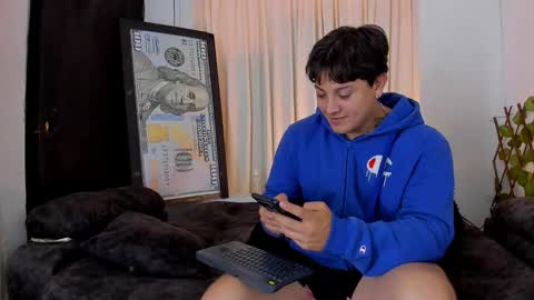 Snapshot of kaledd_musclee chatting on 11.08.25 Kaledd musclees room Master online show from 11.08.25