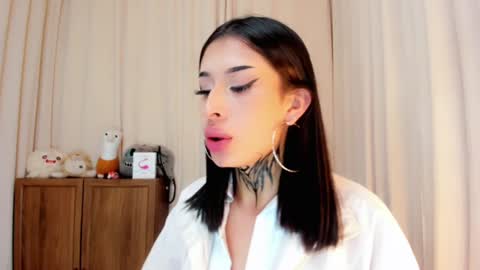 Snapshot of kali_ka chatting on 12.10.24 Kali Ka Please help me with your thumbs up its important dont forget my birthday on October 26 online show from 12.10.24