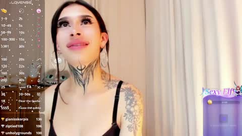 Snapshot of kali_ka chatting on 12.12.24 Kali Ka Please help me with your thumbs up its important dont forget my birthday on October 26 online show from 12.12.24