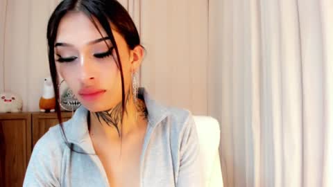 Snapshot of kali_ka chatting on 12.15.24 Kali Ka Please help me with your thumbs up its important dont forget my birthday on October 26 online show from 12.15.24