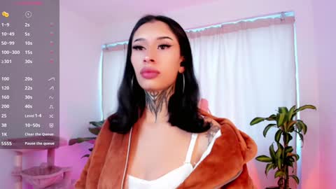 Snapshot of kali_ka chatting on 02.08.25 Kali Ka Please help me with your thumbs up its important dont forget my birthday on October 26 online show from 02.08.25