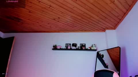 Kali Ka Please help me with your thumbs up its important   dont forget my birthday on October 26 online show from 05.24.26