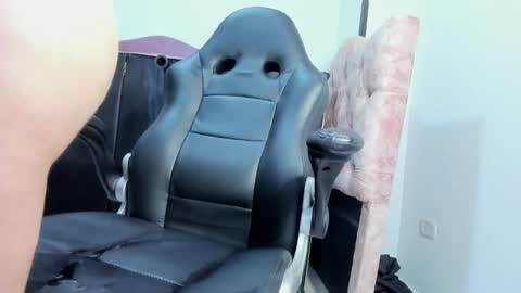 Snapshot of kali_sweet chatting on 09.18.25 AndreaLactating online show from 09.18.25