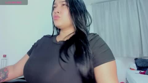 Snapshot of kali_sweet chatting on 10.23.25 AndreaLactating online show from 10.23.25