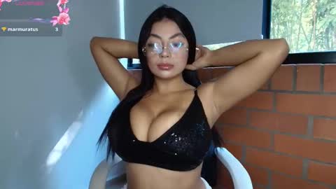 Snapshot of kaliffa_zoe chatting on 10.05.25 Zoe online show from 10.05.25