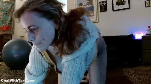 Snapshot of kalikushdreamz chatting on 10.18.25 Tara Smith online show from 10.18.25