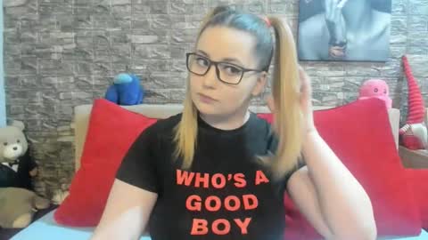 kalindahot online show from 04.04.26