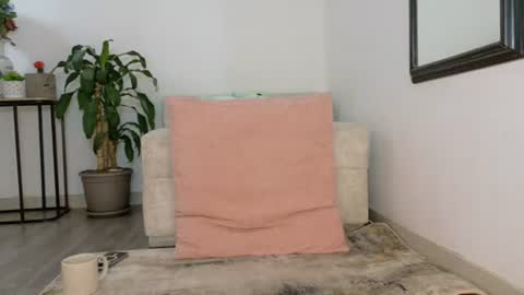 Snapshot of kalindi_ chatting on 07.31.26 ONLY FANS cami0777 FANSLY Camilabcruz777 instagram online show from 07.31.26