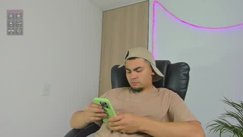 Snapshot of kalivan_voinesscu chatting on 02.03.26 K A L I online show from 02.03.26