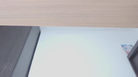 Hannah online show from 12.21.25