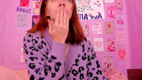 Snapshot of kalymidy chatting on 09.28.25 kalymidy online show from 09.28.25