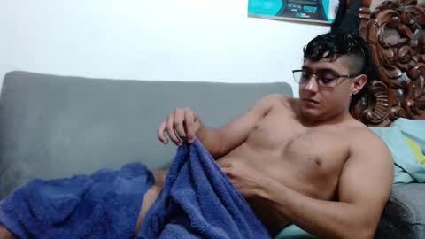 kamenov00 online show from 01.26.25