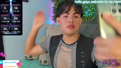 Snapshot of kami_22 chatting on 01.22.25 camilo independent model online show from 01.22.25