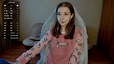 Snapshot of kami_mur chatting on 02.20.25 Kami mur online show from 02.20.25