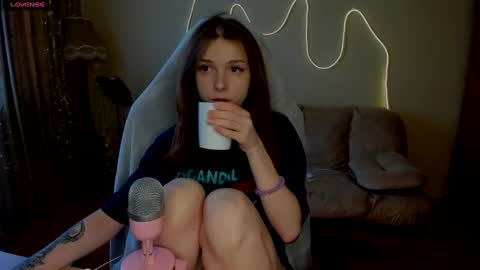 Snapshot of kami_mur chatting on 02.23.25 Kami mur online show from 02.23.25