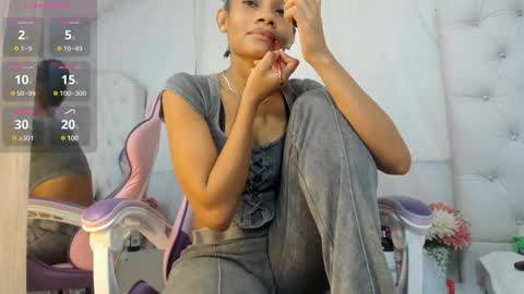 Snapshot of kamila_arias chatting on 01.04.25    online show from 01.04.25