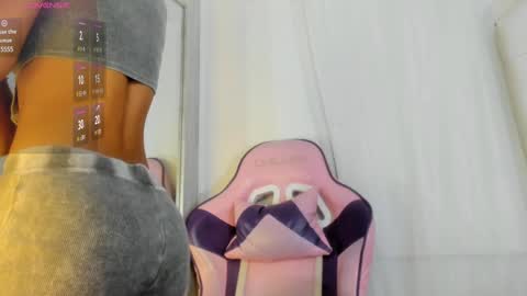 Snapshot of kamila_arias chatting on 01.29.25    online show from 01.29.25