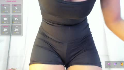 Snapshot of kamila_arias chatting on 02.07.25    online show from 02.07.25